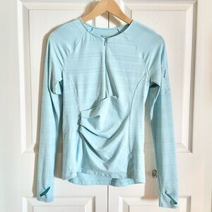 Athleta Ice Blue Long Sleeve Half Zip Ruched Workout Top W/ Arm & Back Pockets
